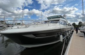 Prestige 630 Flybridge #04