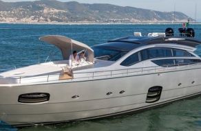 Pershing 82