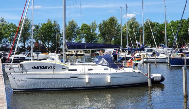 Beneteau Oceanis 311, Zeiljacht for sale by Workumer Jachtcentrum