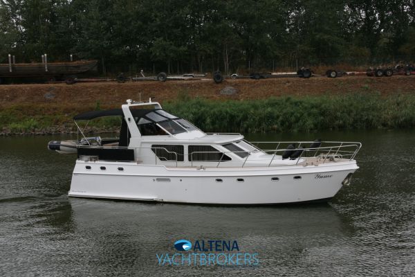 Altena Family 120, Motor Yacht | Altena Yachtbrokers