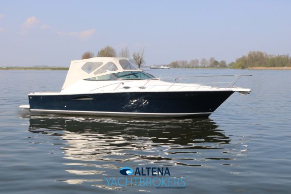 Riviera 3000 Offshore, Motoryacht | Altena Yachtbrokers