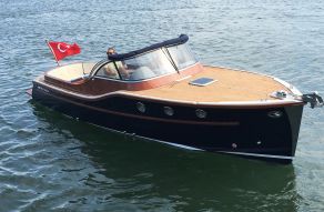 Moonday 31 Bosphorus