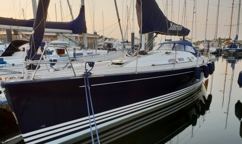 X-Yachts X-43, Segelyacht for sale by Connect Yachtbrokers