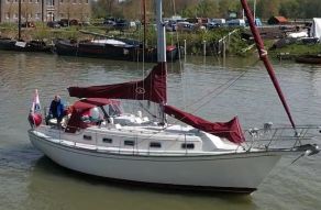 Island Packet 32