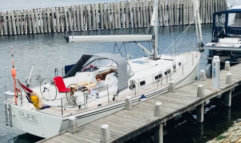 Moody 41AC, Sailing Yacht for sale by Connect Yachtbrokers