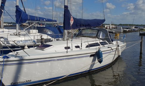 Catalina 320, Sailing Yacht for sale by Connect Yachtbrokers