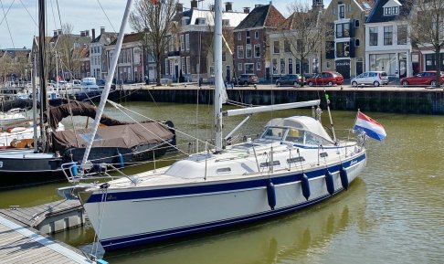 Hallberg-Rassy 342, Zeiljacht for sale by Connect Yachtbrokers
