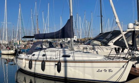 Beneteau Oceanis 331 Clipper, Sailing Yacht for sale by Connect Yachtbrokers