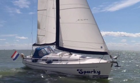 Bavaria 32 Cruiser, Segelyacht for sale by Connect Yachtbrokers