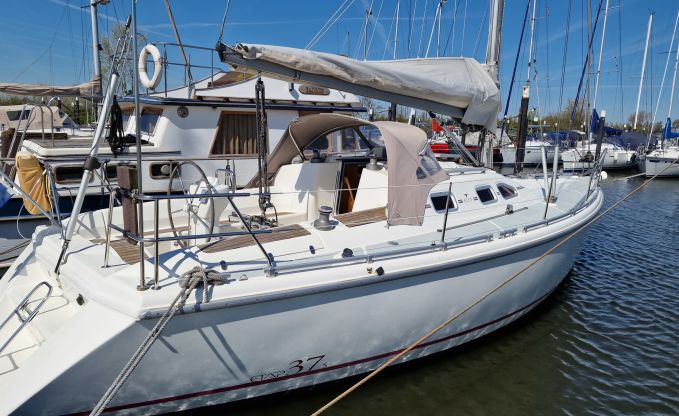 Etap 37 S, Zeiljacht for sale by Connect Yachtbrokers