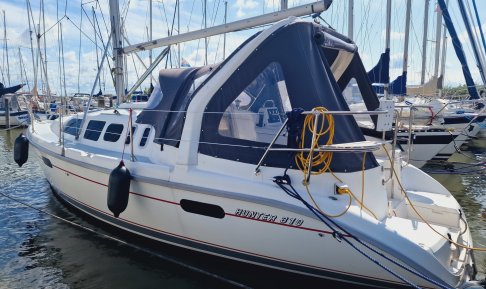 Hunter 310, Zeiljacht for sale by Connect Yachtbrokers