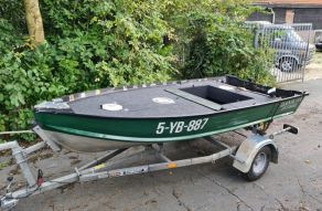 Quicksilver 355 inc. trailer en Lowrance Hook 4x GPS