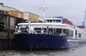 Inland Cruiseship Inland Cruiseship