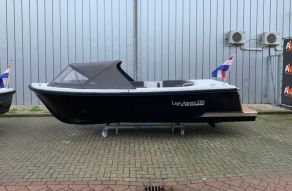 Lago Amore 595 Tender