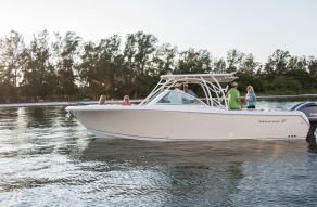 Sailfish 325 Dual Console