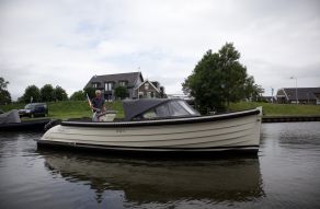Waterspoor 777 Aviator