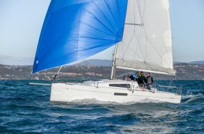 Beneteau First 27 DEMO