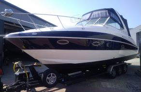 Cruisers Yachts 300 Express