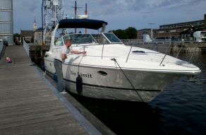 Cruisers Yachts 370 Express