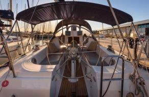 Elan 333 (Sails 2017)