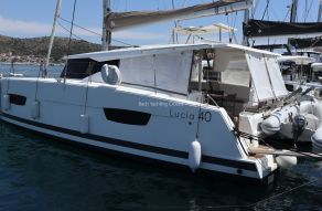 Fountaine Pajot Lucia 40