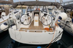 Beneteau Oceanis 35.1
