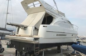 Azimut 42 Fly