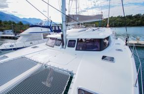 Fountaine Pajot Helia 44