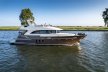 Van Den Hoven Executive 1850 Flybridge