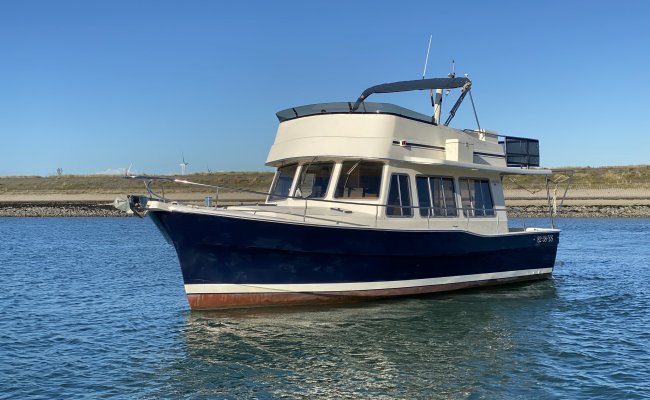 Mainship 400 Trawler, Motorjacht for sale by Roompot Yacht Brokers