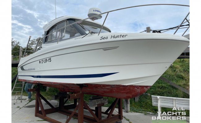 Beneteau Antares 6.80, Speedboat and sport cruiser for sale by All Yachts Brokers