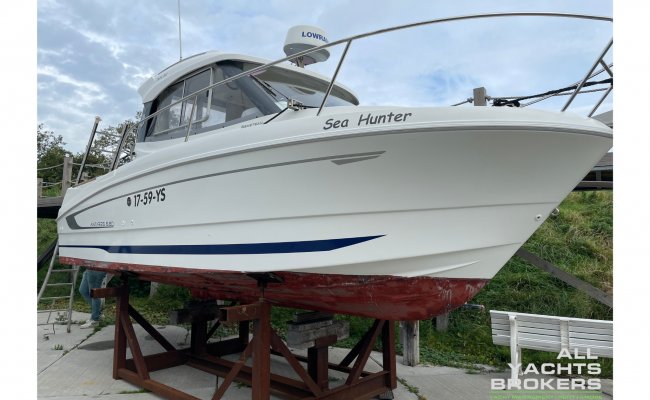 Beneteau Antares 6.80, Speed- en sportboten for sale by All Yachts Brokers