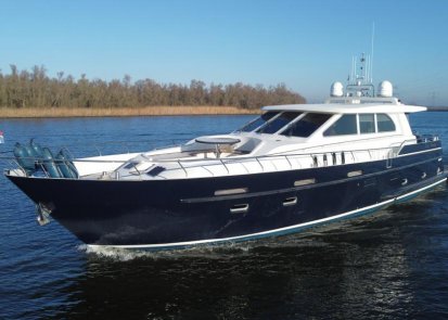 Pacific Prestige 2300, Yacht for sale by Fluvial Passion