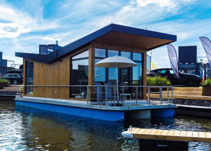 Twin Butterfly Houseboat, House-Boat for sale by Fluvial Passion