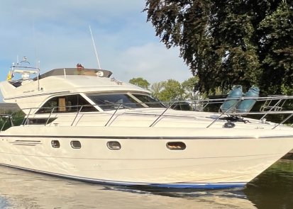 Princess 420 Flybridge, Vedettes mer for sale by Fluvial Passion