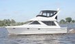 Bayliner 3988 Command Bridge