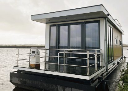 Vamos Met Ligplaats 46 Houseboat, House-Boat for sale by Fluvial Passion