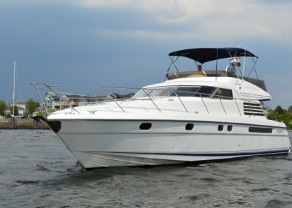 Fairline Squadron 59 Fly, Yacht for sale by Fluvial Passion