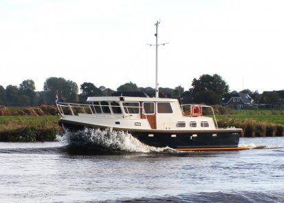 Crown Trawler 10.50, Bateaux à moteur for sale by Fluvial Passion