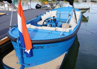 Artic 727 Half Cabin, Vedettes mer for sale by Fluvial Passion