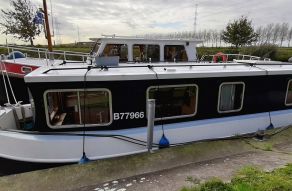 Friesland Boating Narrowboat 950