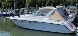 Chaparral 31 Signature