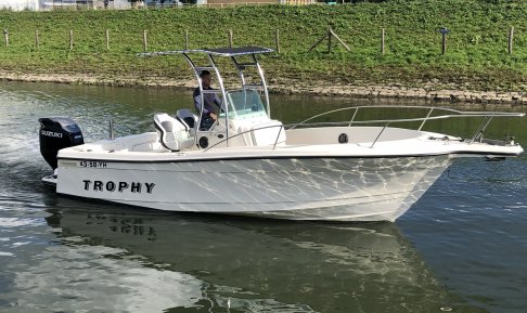 Bayliner Trophy, Speedboat and sport cruiser for sale by Schepenkring Dordrecht