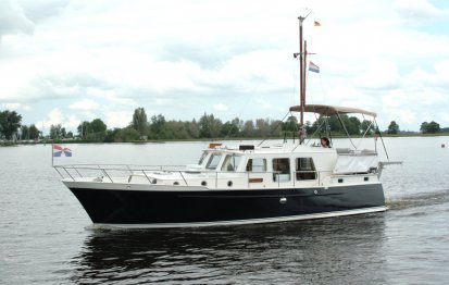 Langenberg Klassiek Motoryacht 10.00, Motor Yacht for sale by Jachtbemiddeling Terherne-Nautic