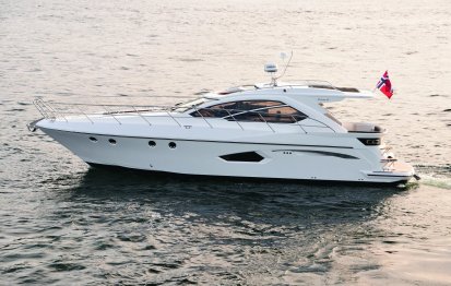 Skorgenes Bahama 42, Motor Yacht for sale by Jachtbemiddeling Terherne-Nautic
