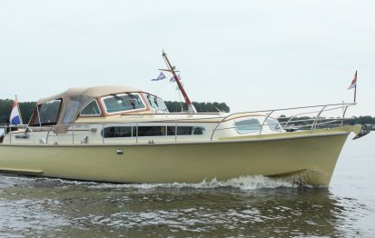 Trewes 1220 Cabrio, Motoryacht for sale by Jachtbemiddeling Terherne-Nautic