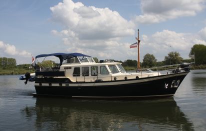 Vripack Spiegelkotter 13.50 - AK, Motorjacht for sale by Jachtbemiddeling Terherne-Nautic