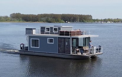Houseboat DL-Boats, Varend woonschip for sale by Jachtbemiddeling Terherne-Nautic