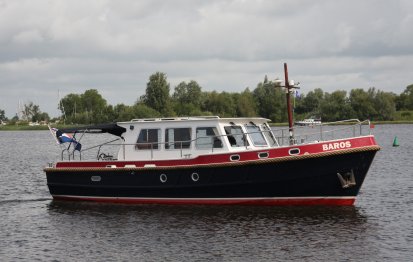 Barkas 10.30 OK, Motorjacht for sale by Jachtbemiddeling Terherne-Nautic