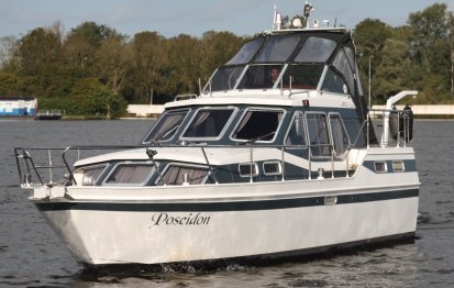 Linssen 35 SE, Motorjacht for sale by Jachtbemiddeling Terherne-Nautic